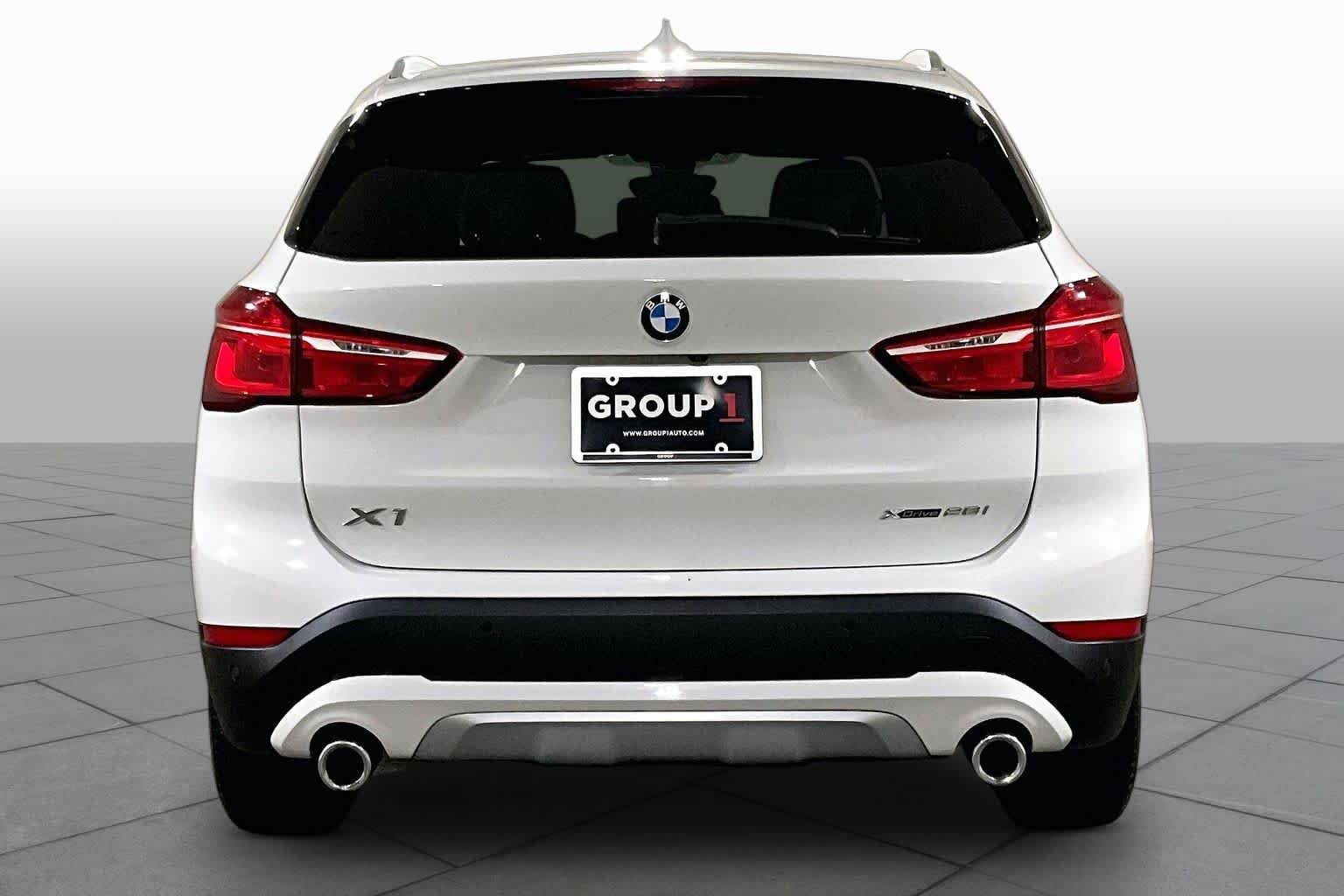 Used 2021 Alpine White BMW xDrive28i image 4
