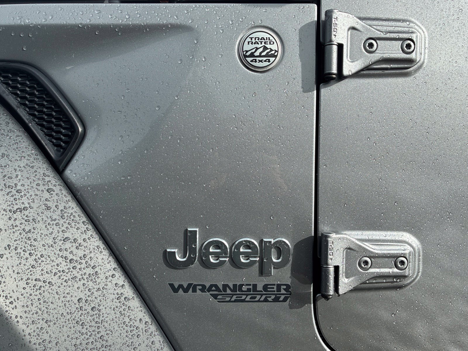 Used 2021 Silver Jeep Sport S image 36