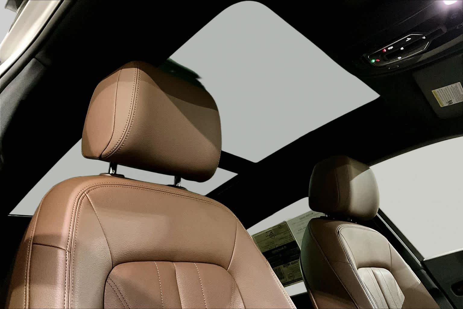 Used 2019 Ibis White Audi Premium Plus image 13