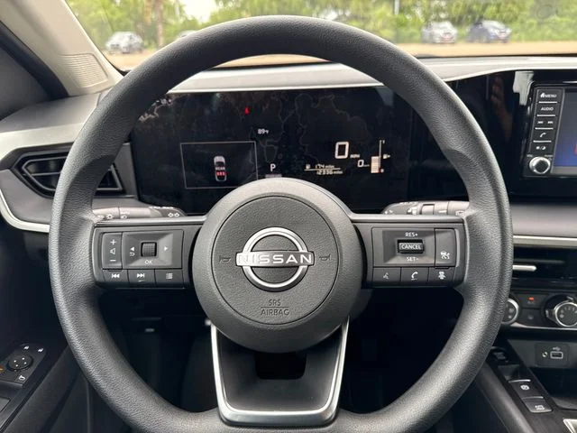 Used 2025 White Nissan S image 15