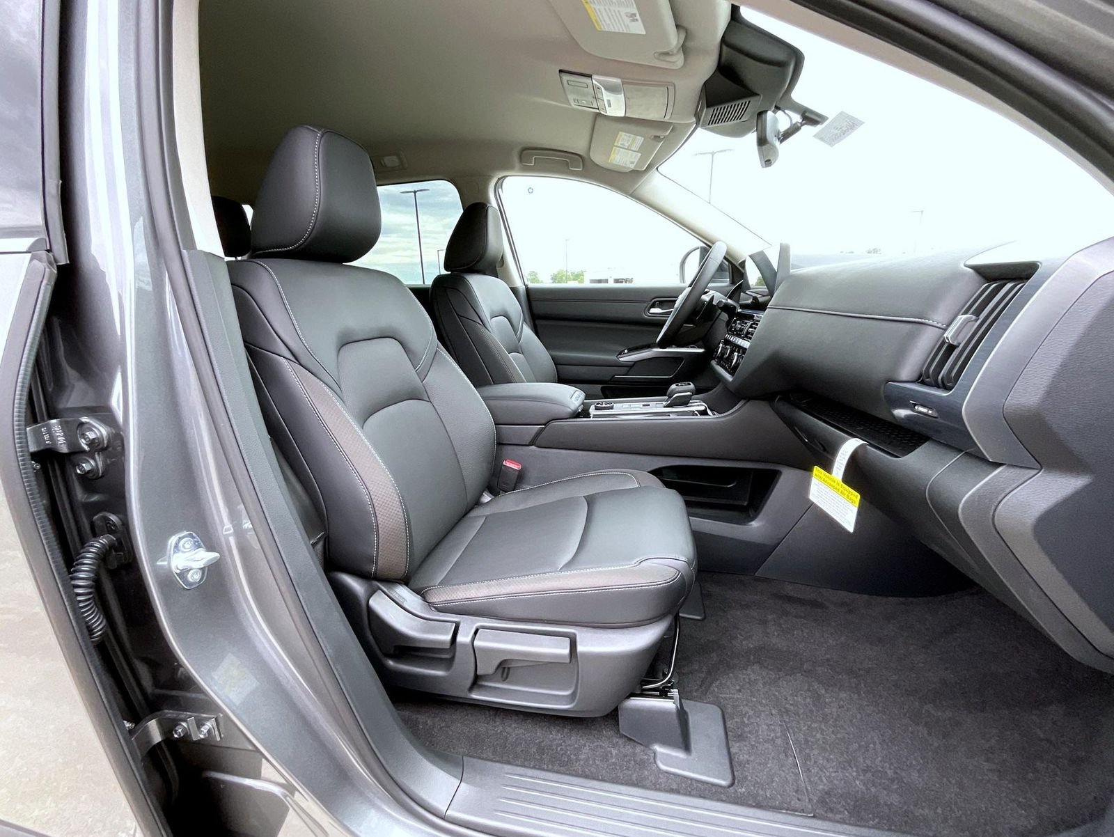 New 2026 Gun Metallic Nissan SL image 16