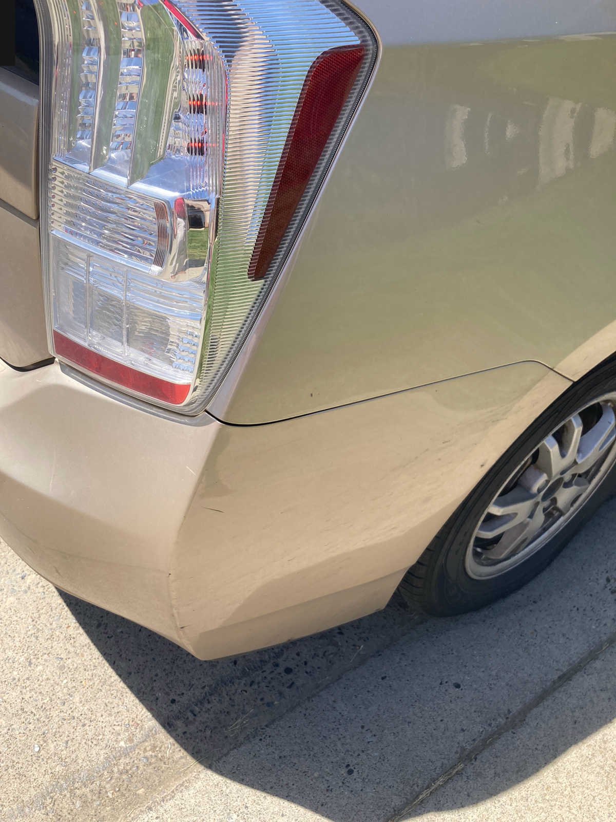 2011 Toyota Prius III's photo