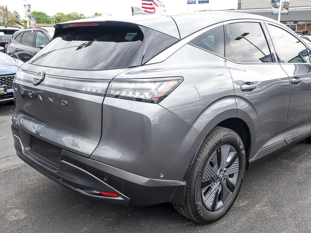 Used 2025 Gun Metallic Nissan SL image 9