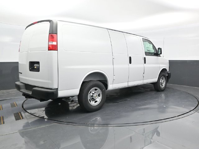 2025 Chevrolet Express Cargo Work Van - Photo 6
