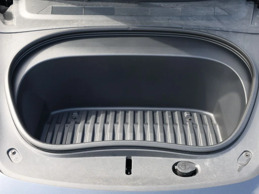 Used 2025 Gray Tesla Long Range image 4