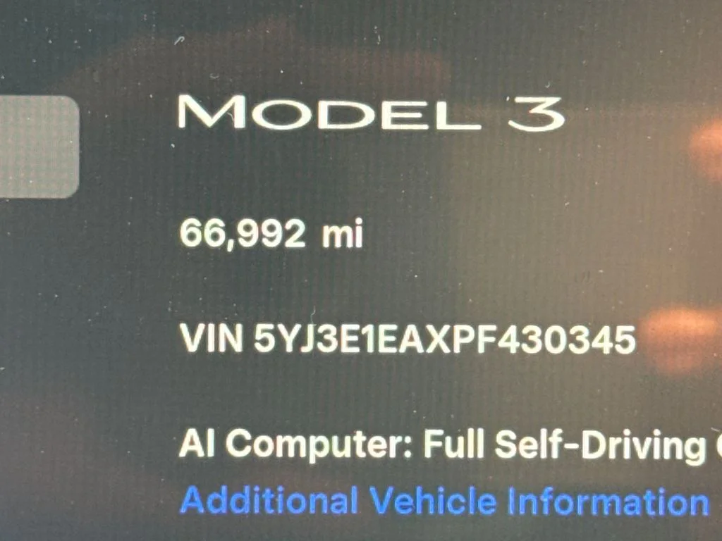 Used 2023 Deep Blue Metallic Tesla Base image 22
