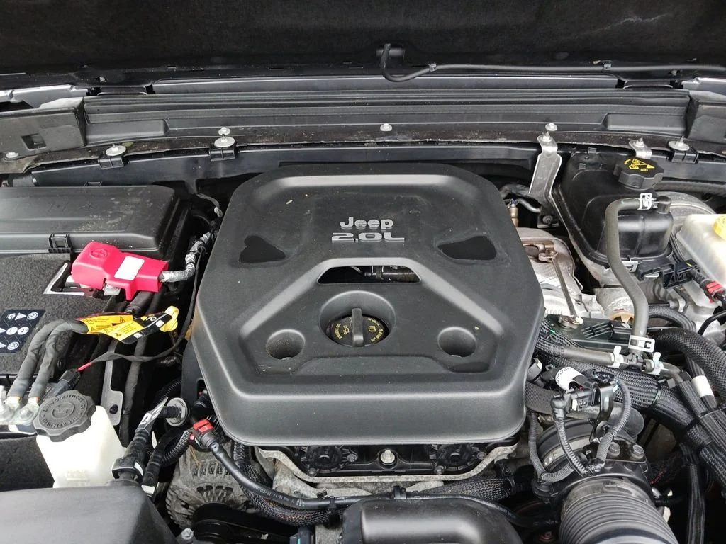 Used 2021 Gray Jeep Rubicon image 14