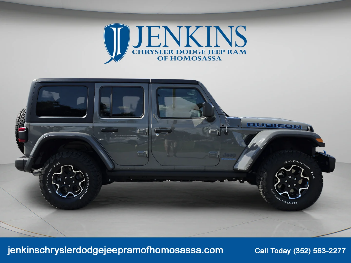 Used 2023 Sting-Gray Clearcoat Jeep Rubicon image 3