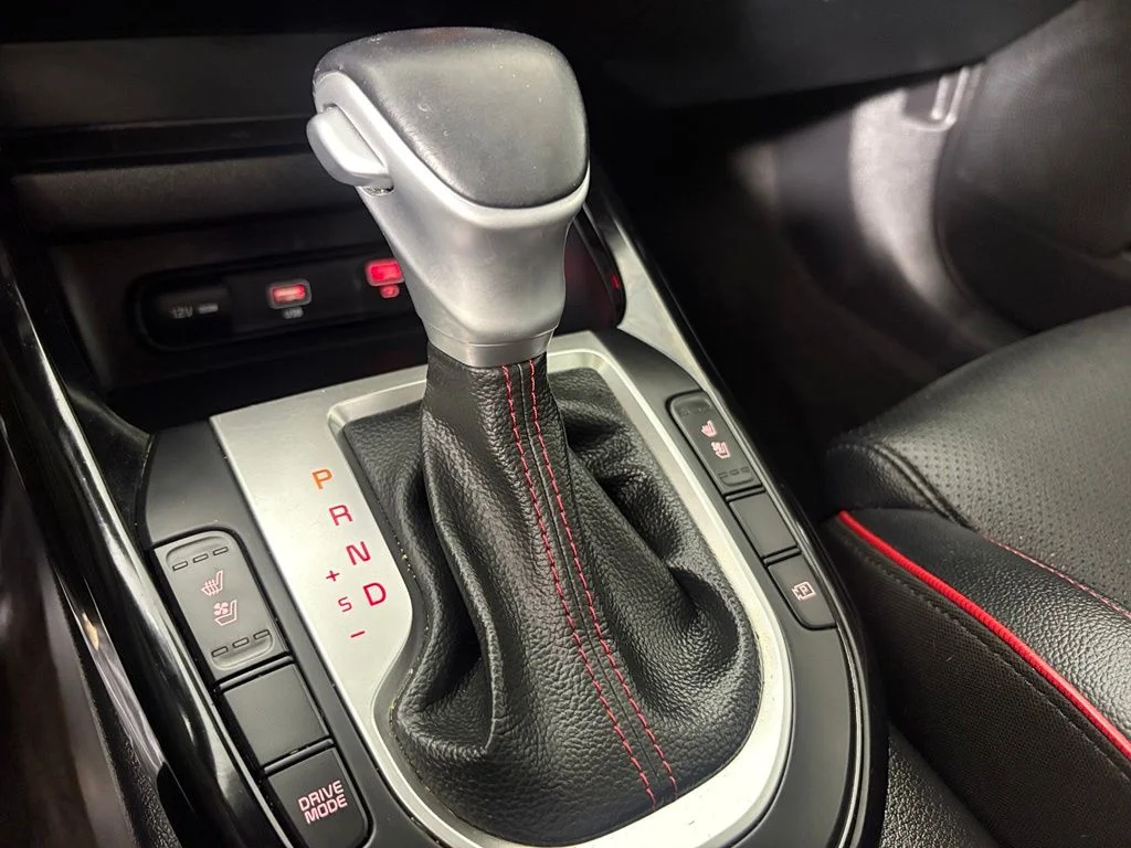 Used 2023 Black Kia GT image 33