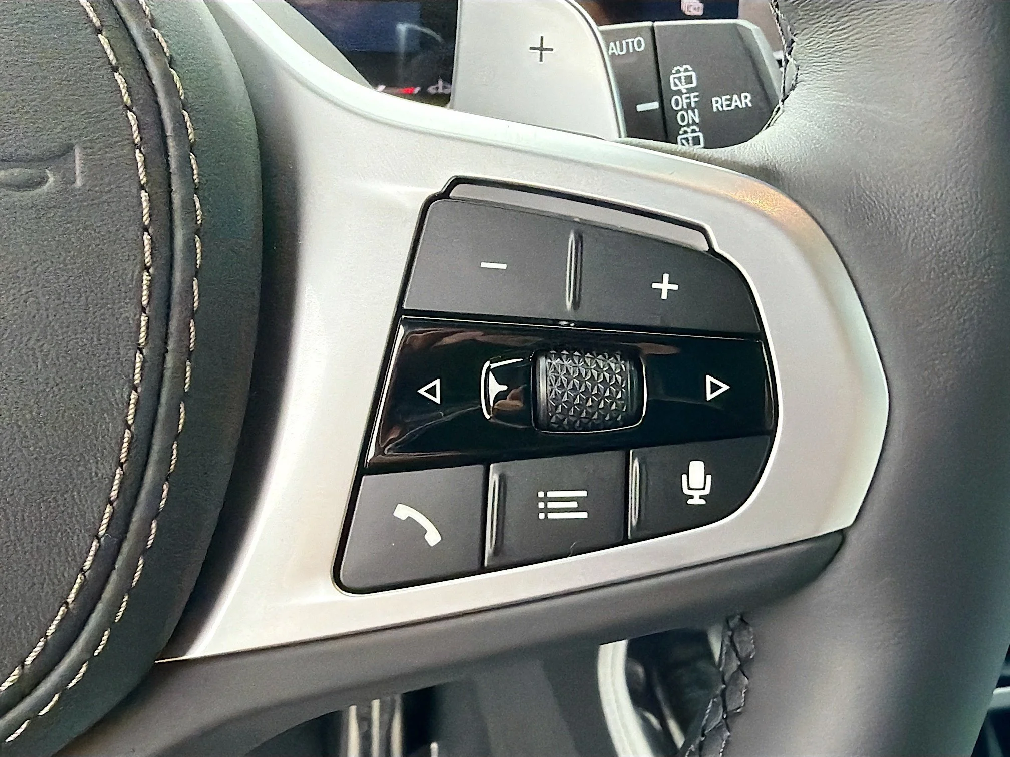 New 2027 Alpine White BMW xDrive40i image 40