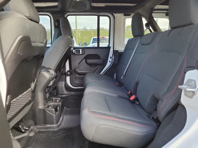 Used 2024 White Jeep Rubicon image 10