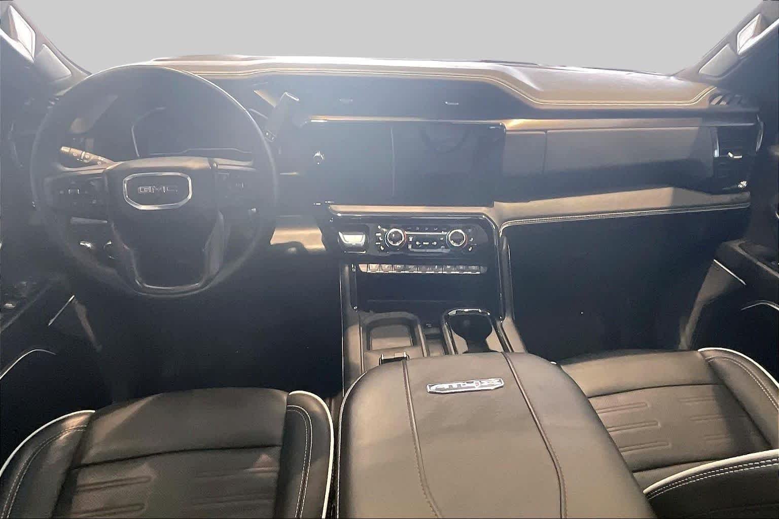 Used 2025 Sterling Metallic GMC AT4X image 16