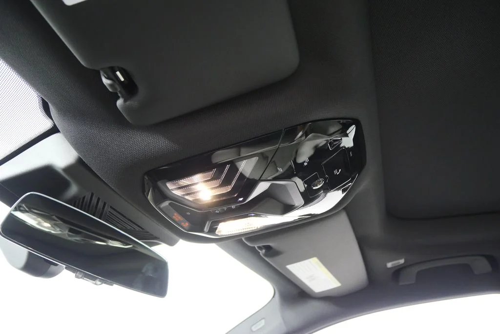 2026 BMW 5 Series 530i - Photo 20