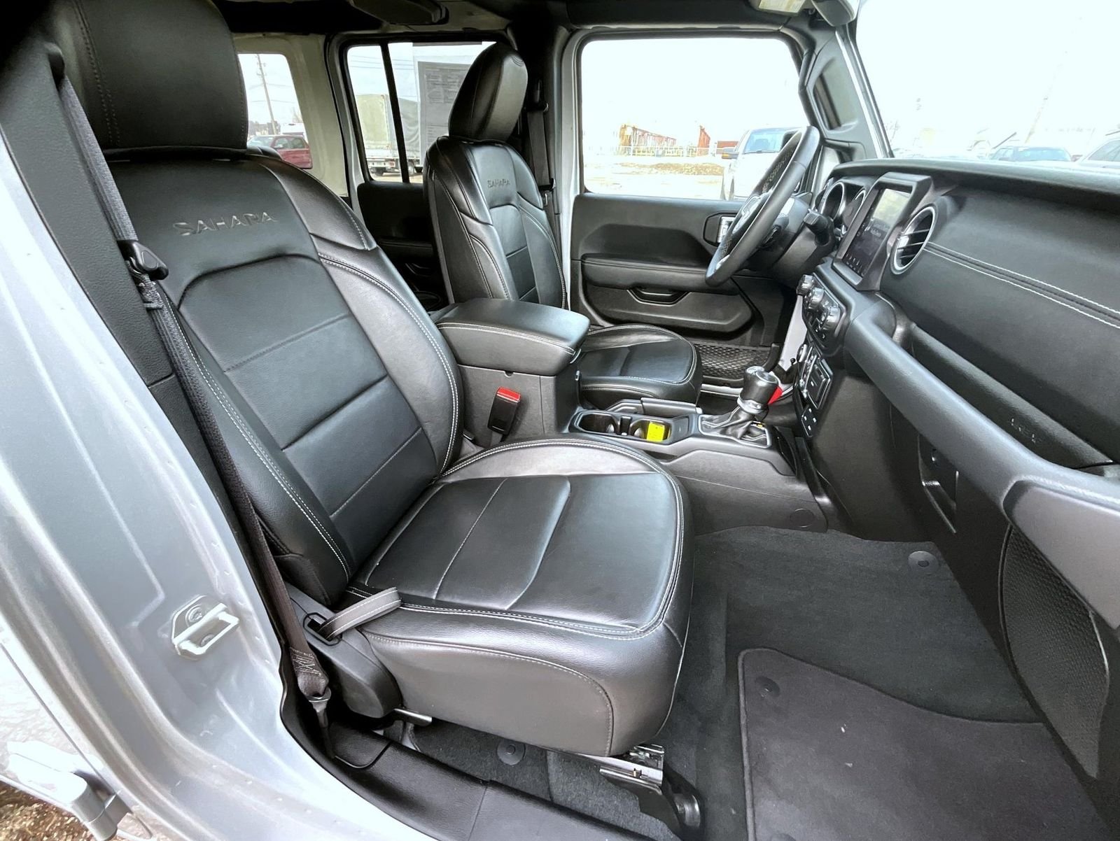 Used 2023 Silver Jeep Sahara 4xe image 16