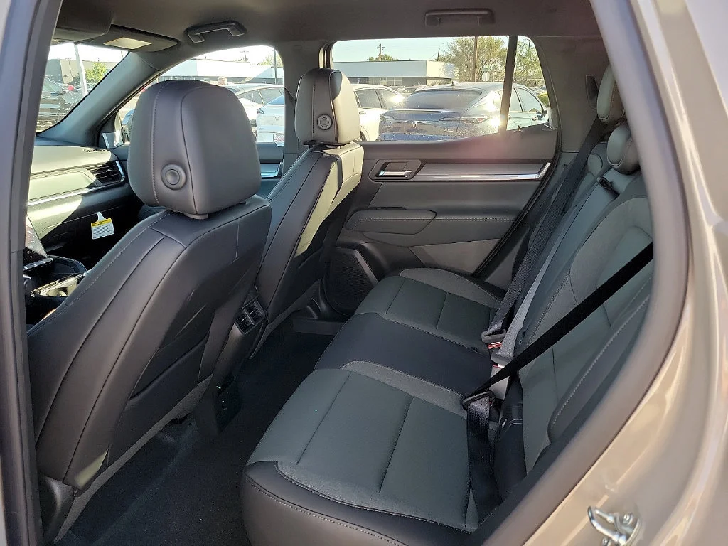 2027 GMC Terrain AT4 - Photo 16