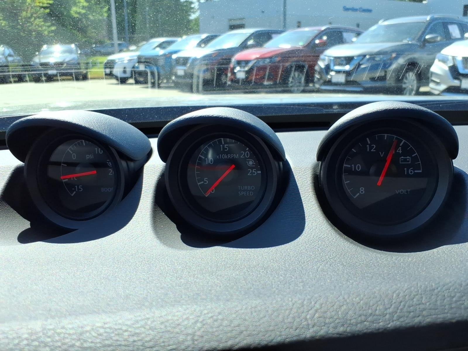 New 2026 Boulder Gray Pearl / Super Black Two-tone Nissan Performance image 25