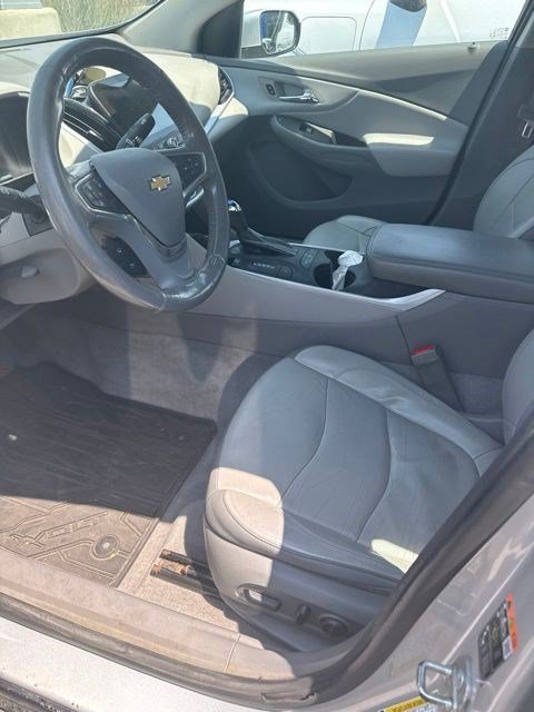 Used 2019 Silver Ice Metallic Chevrolet LT image 7