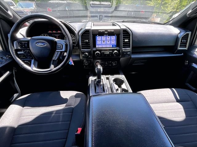 Used 2019 Black Ford XLT image 16