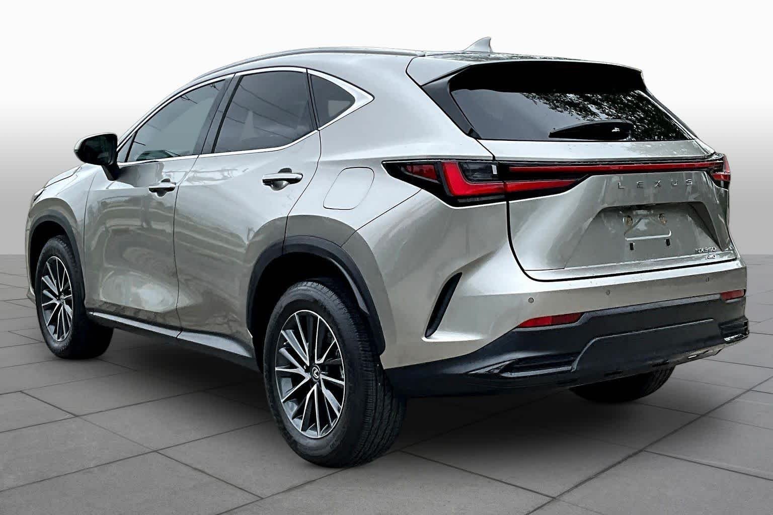 Used 2023 Atomic Silver Lexus Premium image 22