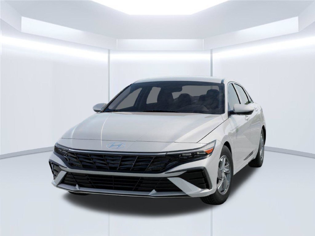 New 2026 White Hyundai SE image 6