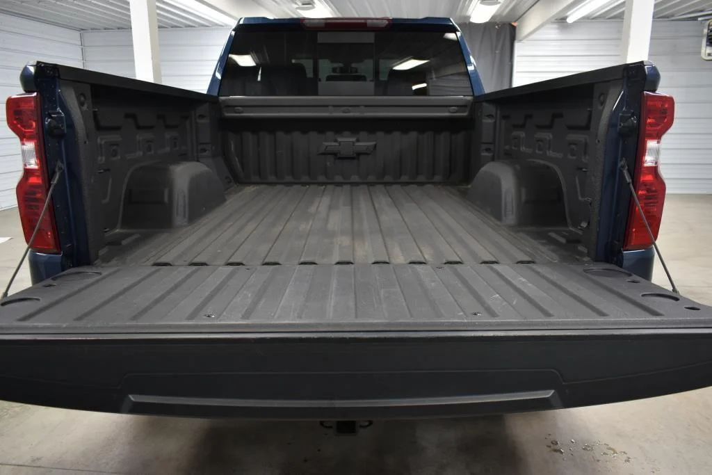 Certified Used 2020 Northsky Blue Metallic Chevrolet LT image 14