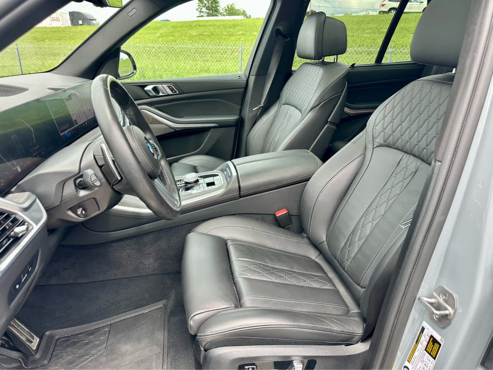 Used 2024 Brooklyn Grey Metallic BMW xDrive40i image 12