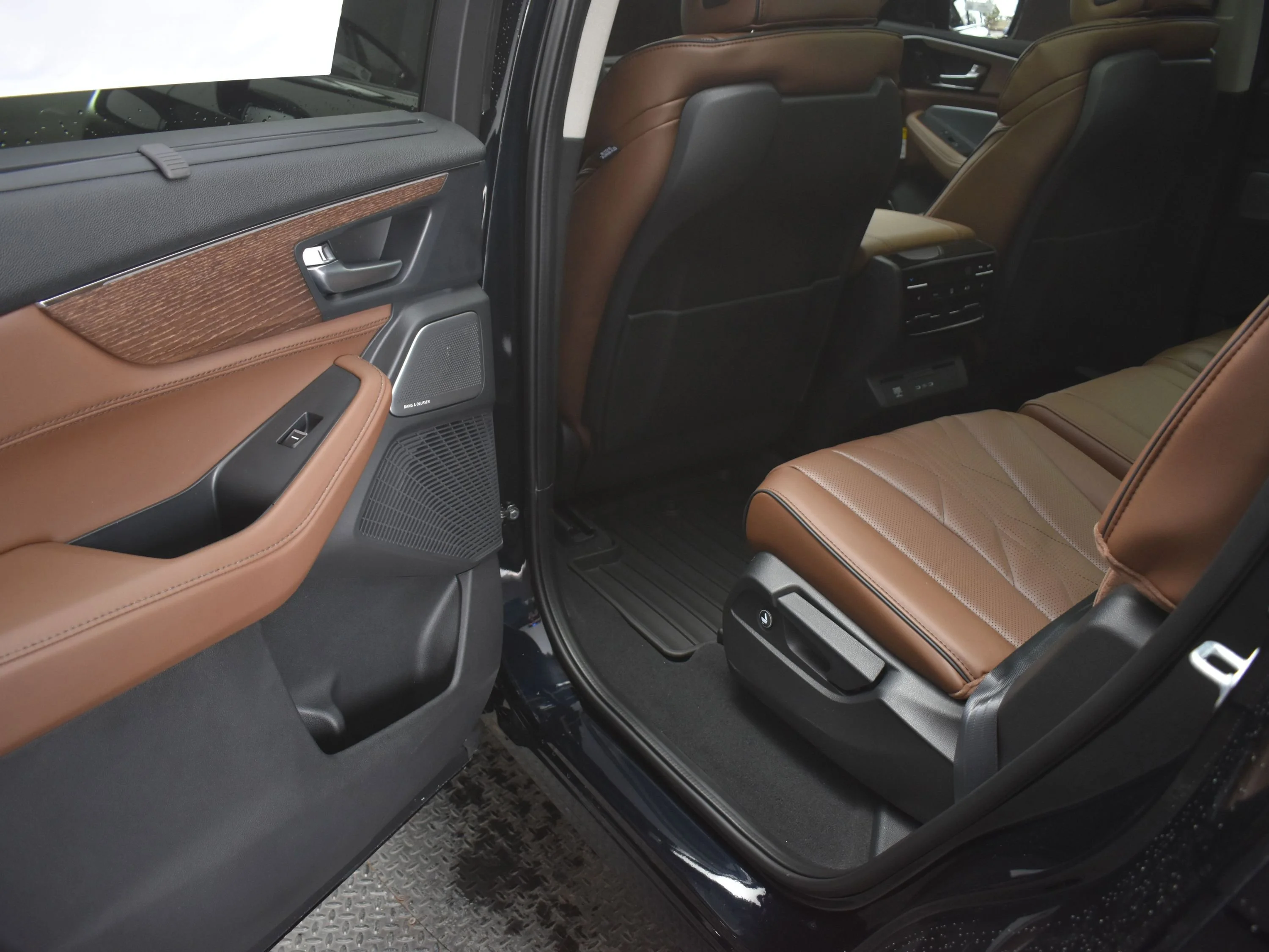 New 2026 Black Acura w/Advance Package image 22