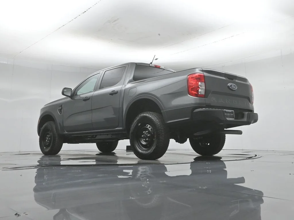 New 2026 Gray Ford XL image 43