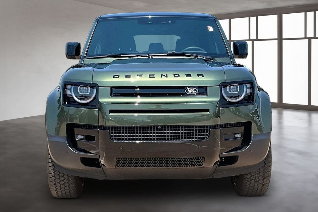Used 2026 Green Land Rover S image 3