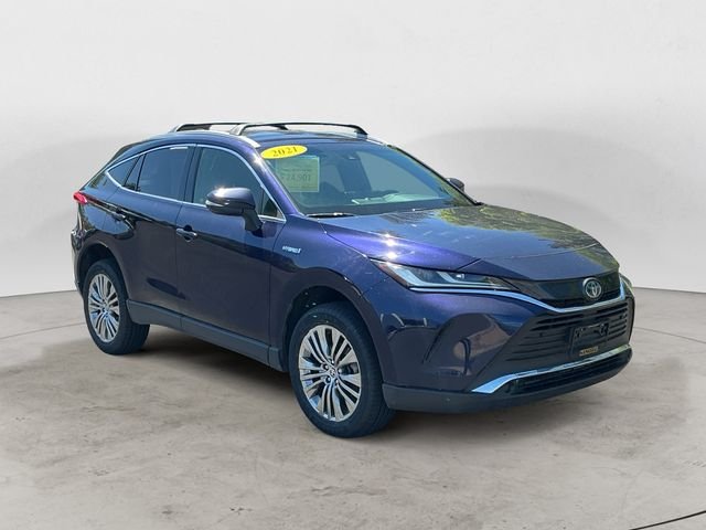 Used 2021  Toyota XLE image 7
