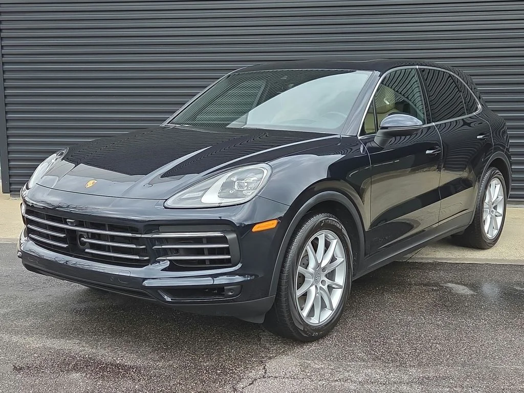 2022 Porsche Cayenne Base