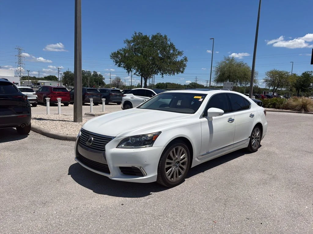 2014 Lexus LS 500 460's photo