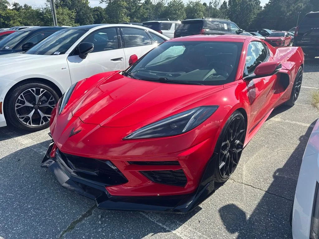 Used 2021 Red Chevrolet Stingray image 1