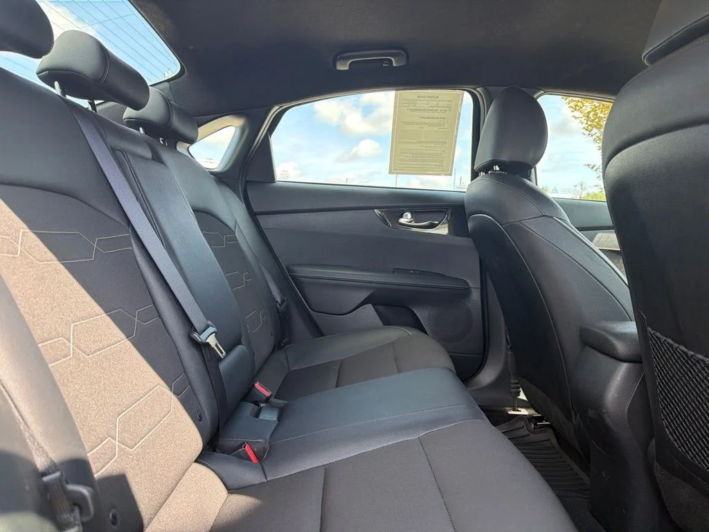 Used 2024 Black Kia GT-Line image 27