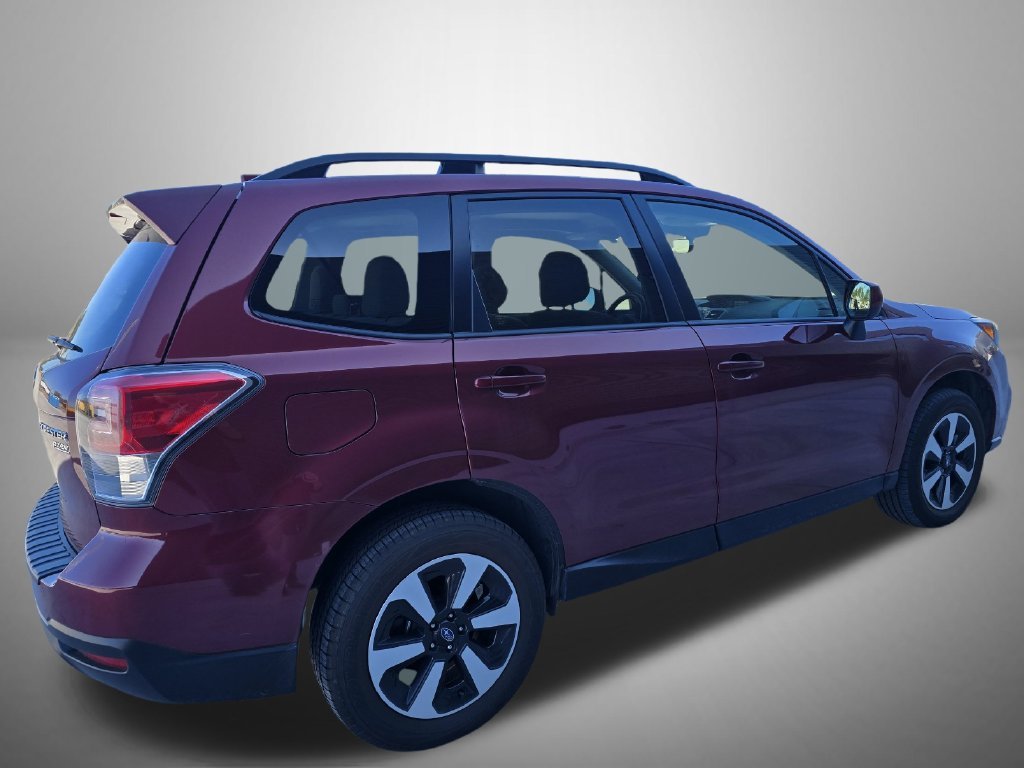 Used 2017 Red Subaru 2.5i Premium image 3