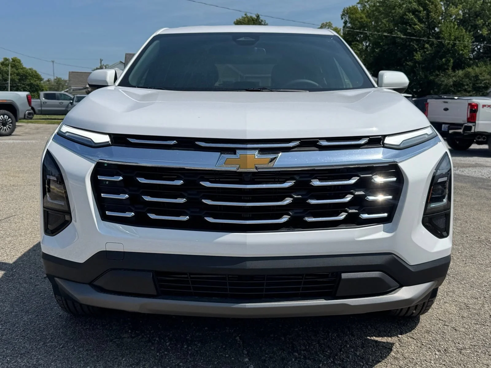 2027 Chevrolet Equinox LT - Photo 9