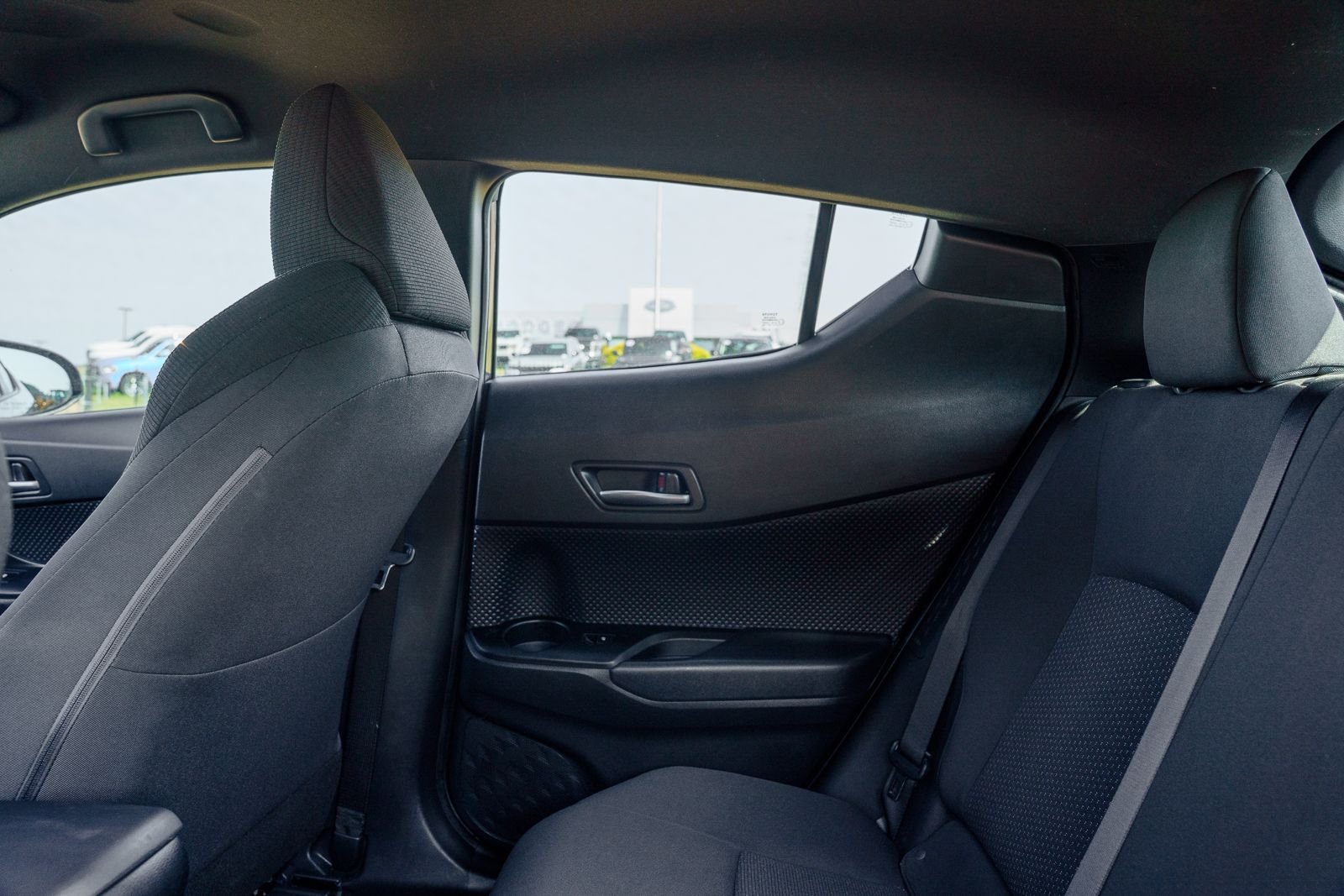 Used 2018 Gray Toyota XLE image 18
