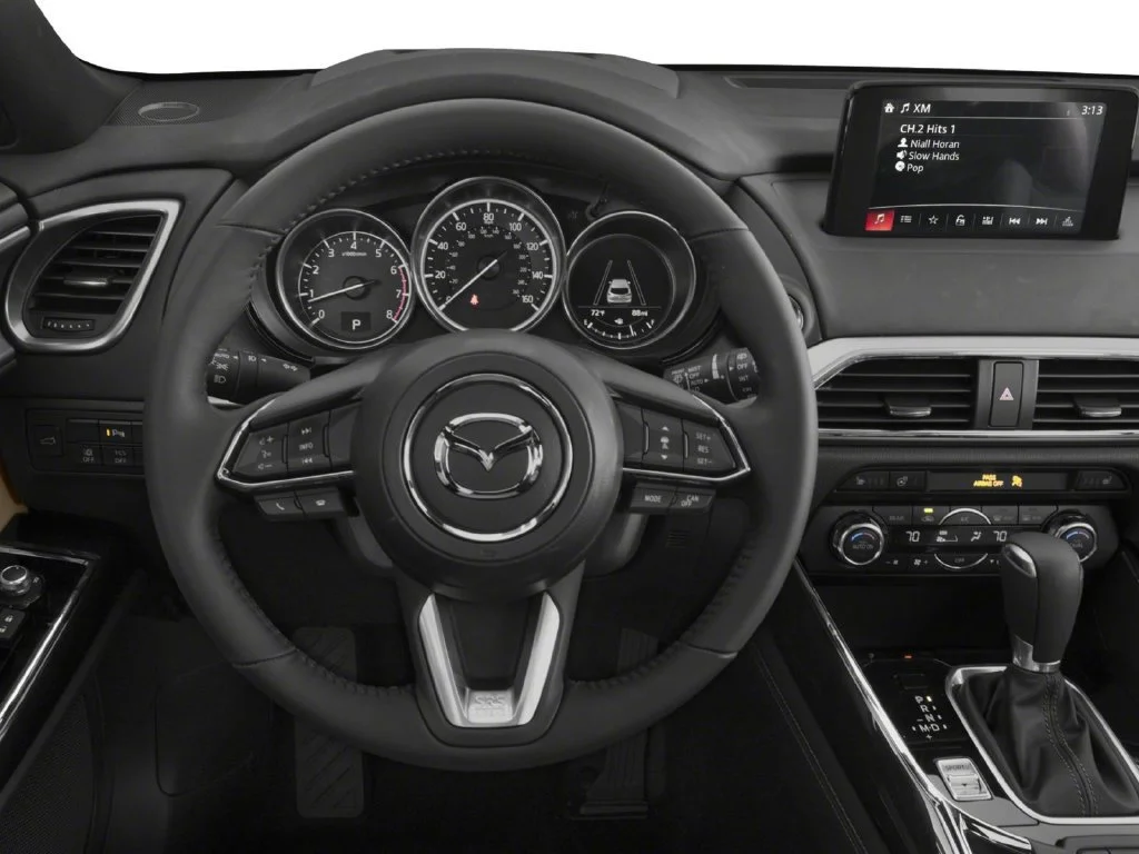 Used 2018 Machine Gray Me Mazda Grand Touring image 4