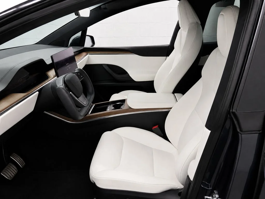 Used 2023 Gray Tesla Standard Range image 8