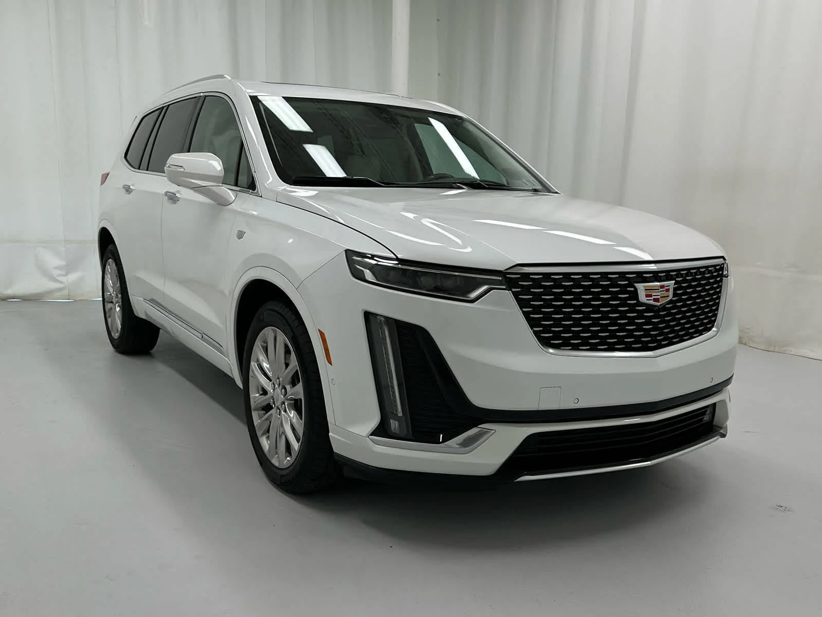 2023 Cadillac XT6 Premium Luxury Auto 4WD's photo