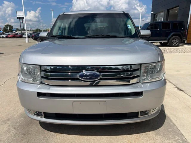 Used 2009 Silver Ford SEL image 7
