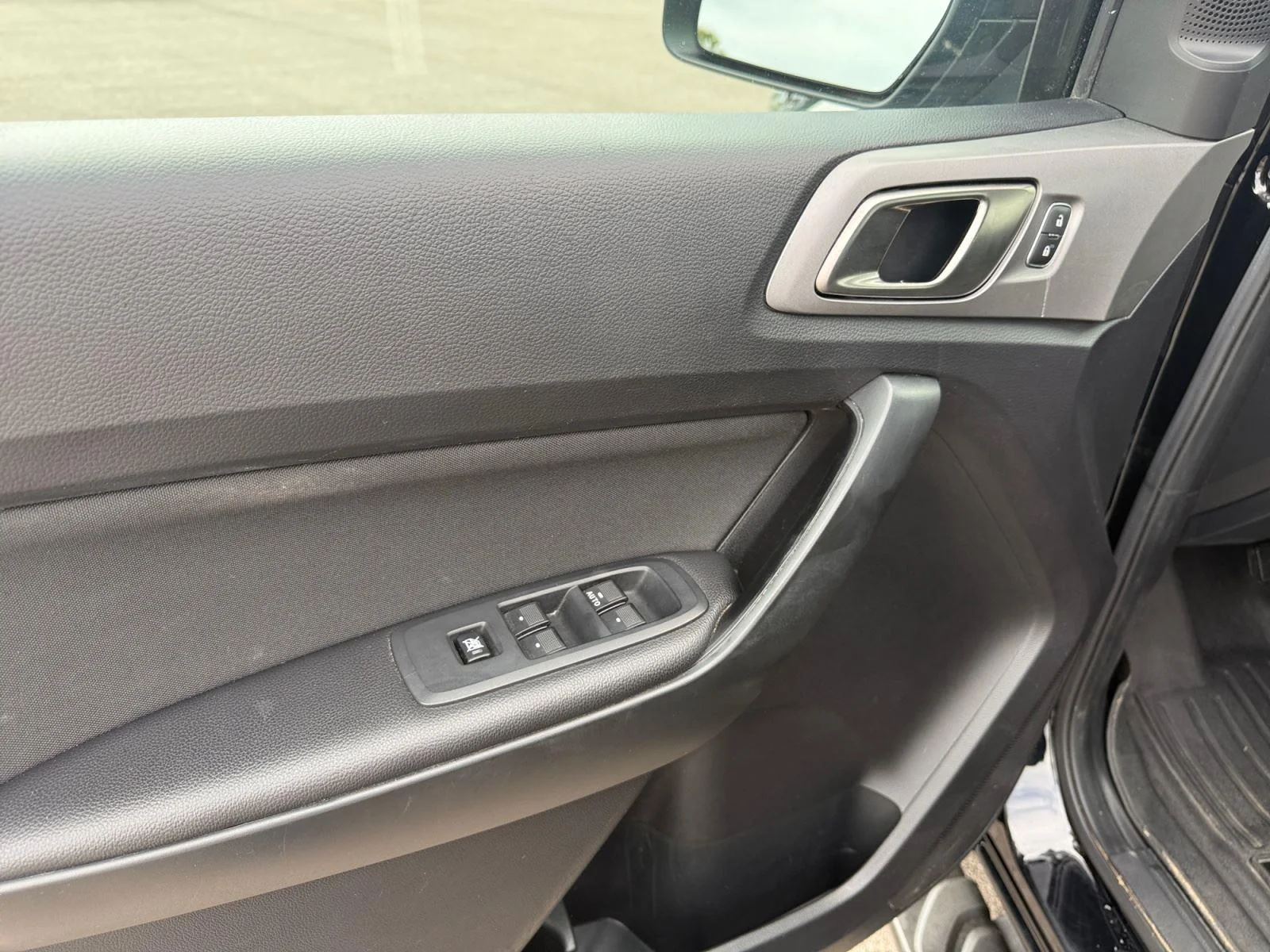Used 2021 Shadow Black Ford XLT image 11