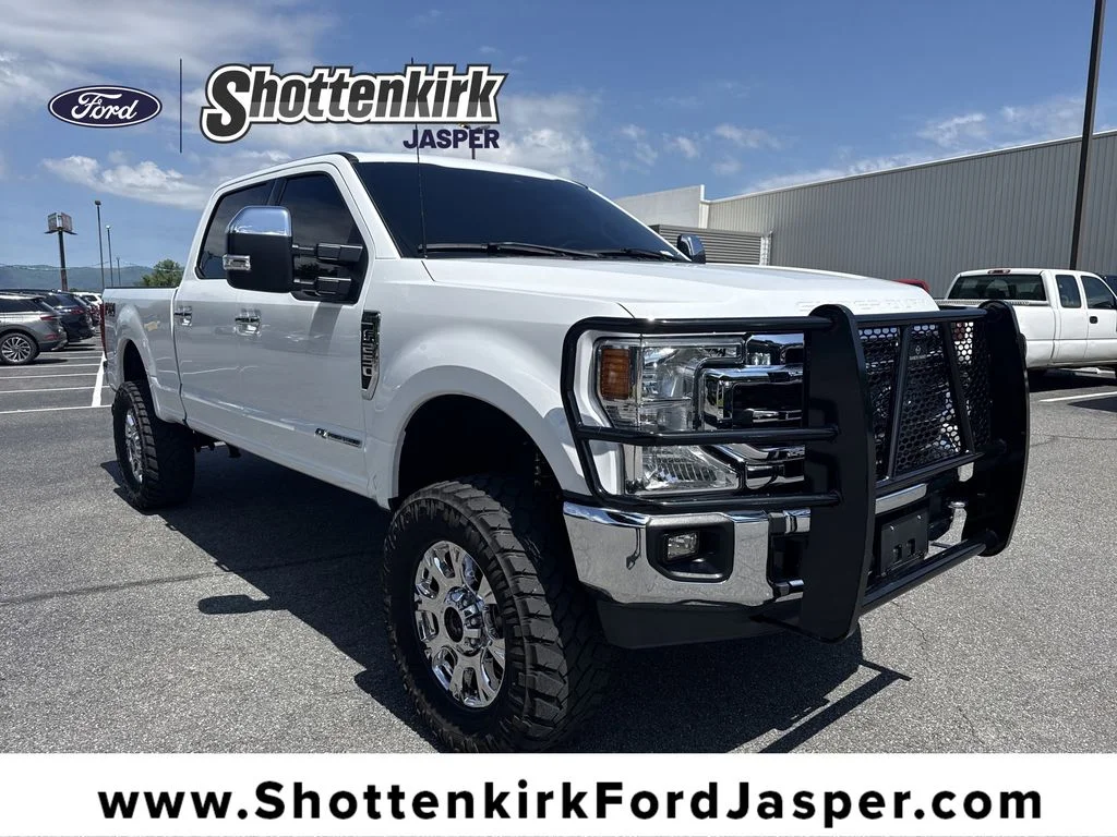 2022 Ford F-250 XLT 4x4 Crew Cab 6-3/4' Box's photo