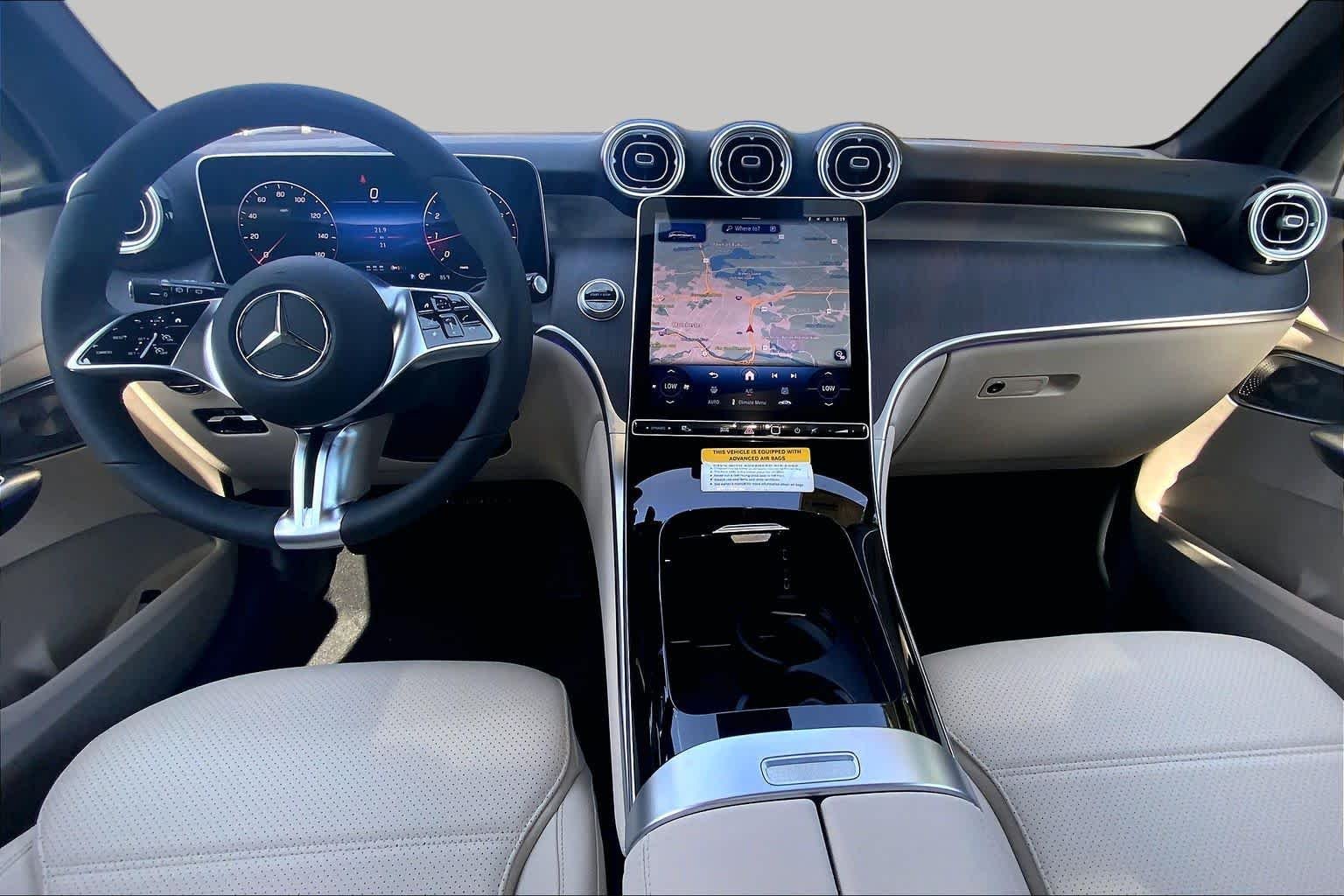 New 2026 MANUFAKTUR Alpine Grey Mercedes-Benz GLC 300 image 8