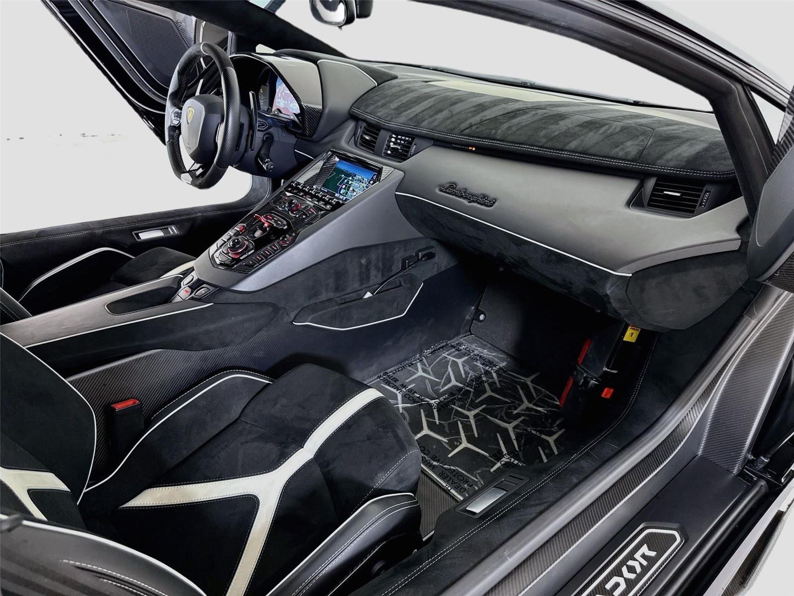 Used 2020 Nero Aldebaran Lamborghini SVJ | Boden Exhaust | Ext Carbon Pkg image 26