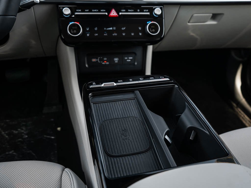 New 2026 Serenity White Pearl Hyundai Limited AWD image 27