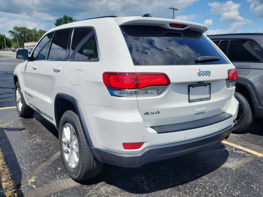 Used 2022  Jeep Laredo E image 3