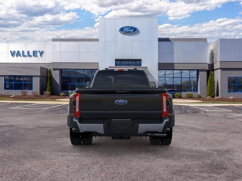 New 2026 Agate Black Metallic Ford F-450® Lariat® image 81
