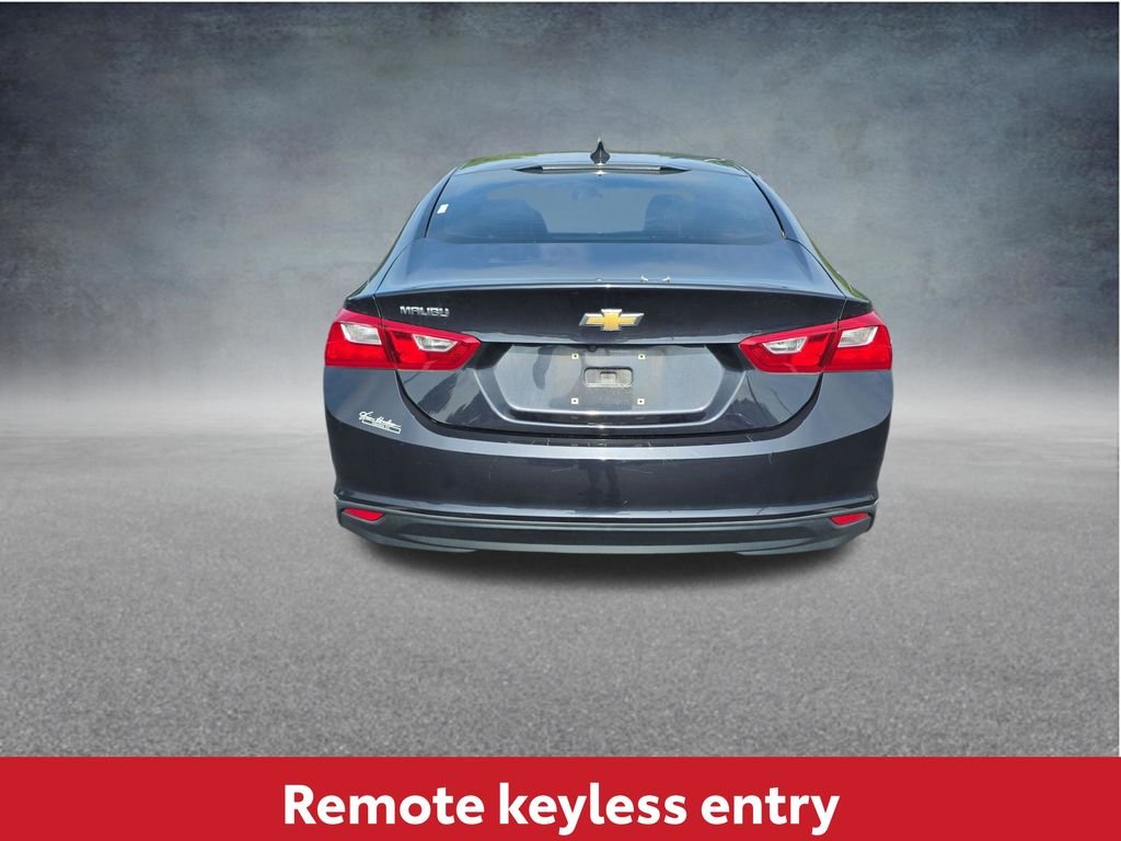 Used 2022 Gray Chevrolet LS image 9
