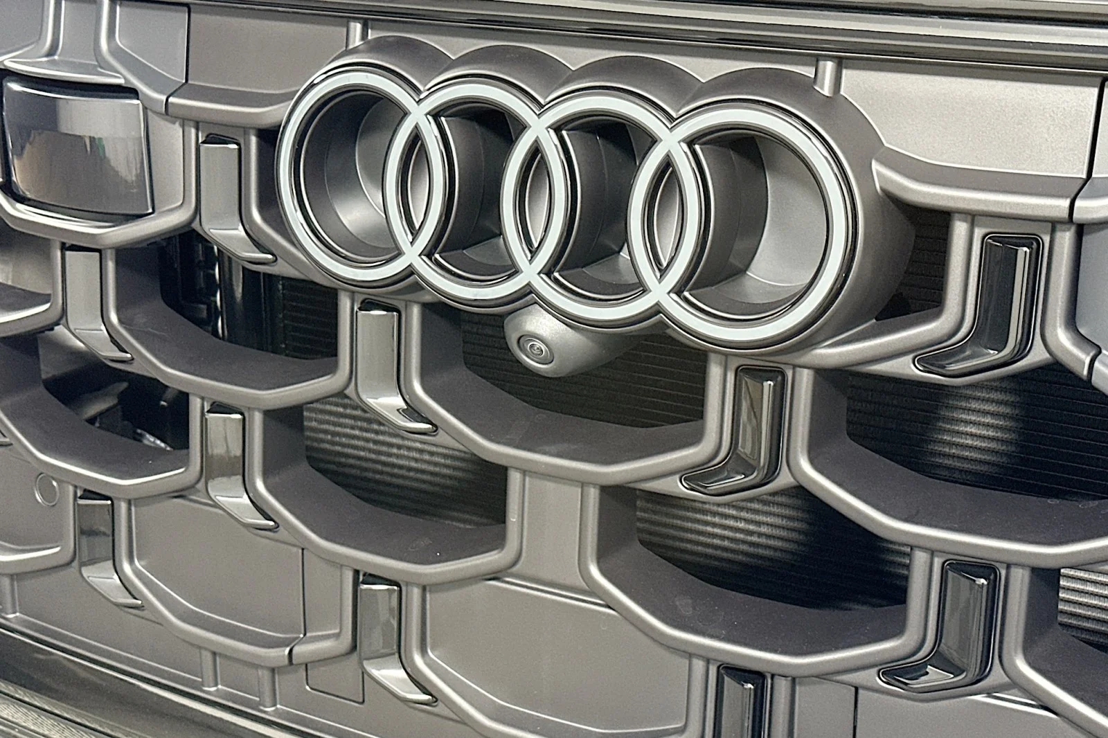 2026 Audi SQ8 Prestige - Photo 14